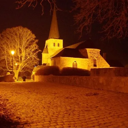 Δωμάτια σε οικογενειακή κατοικία Mante Et Nana