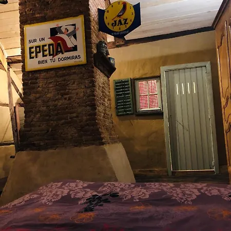 Mante Et Nana Δωμάτια σε οικογενειακή κατοικία