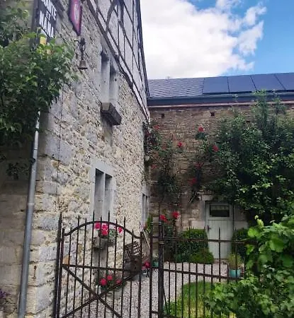 Δωμάτια σε οικογενειακή κατοικία Mante Et Nana Durbuy